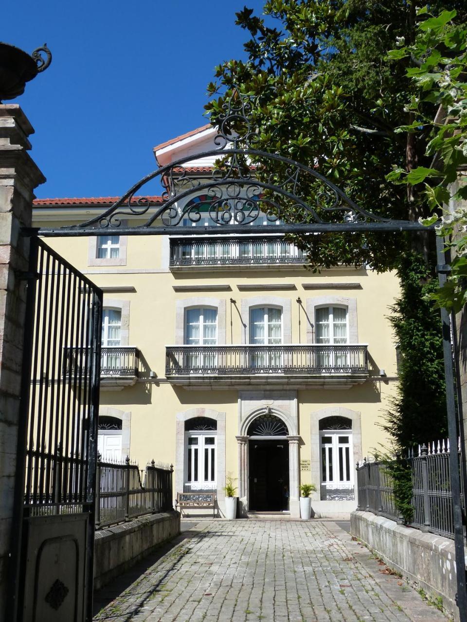 Hotel Palacio De Garana Exterior photo